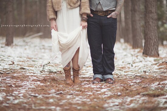 Vintage Forest Winter Wedding Inspiration | styling + vintage rentals by Stockroom Vintage, Nashville, TN | photos by Jenny Cruger Photography