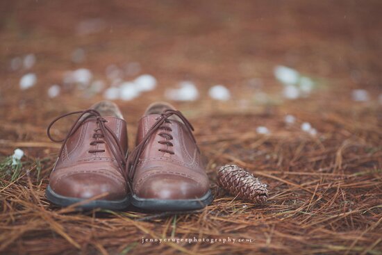 Vintage Forest Winter Wedding Inspiration | styling + vintage rentals by Stockroom Vintage, Nashville, TN | photos by Jenny Cruger Photography